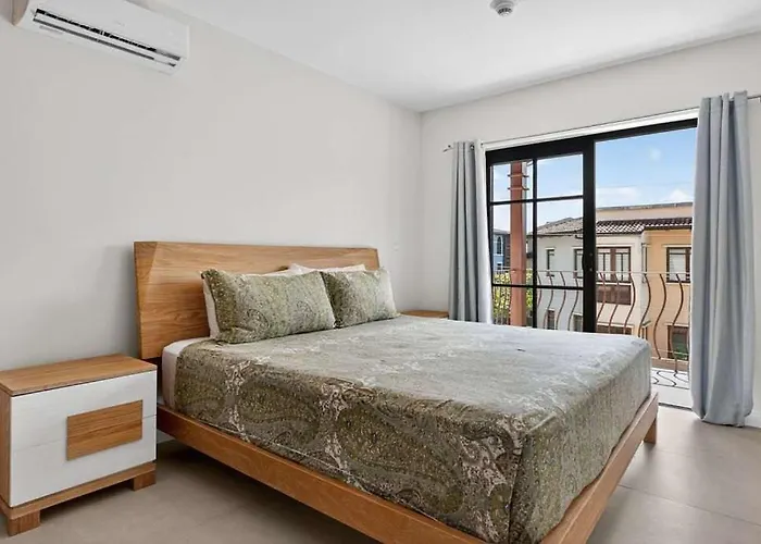 A Few Steps To The In Catalinas Apartamento